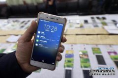 华为折叠智能手机：新闻和谣言