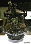 厘尔圭，，鬯秬秬