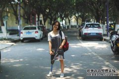 向某人问好，下次需要打架吗？