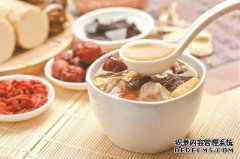 如果您有足够的牛奶，三种催乳素汤来饮用和点