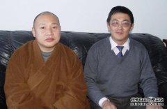 女主人是Yun倩萌，男演员是楚无钧的小说。