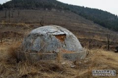 什么是坟墓？