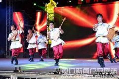 在高口市举行第27届华莱士音乐节开幕