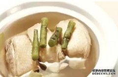 寻找3种草药和5种根汤的处方，目前的药又大又胖