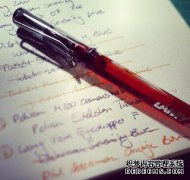 凌美笔ef或f笔尖哪个更好？学生是否使用拉米笔